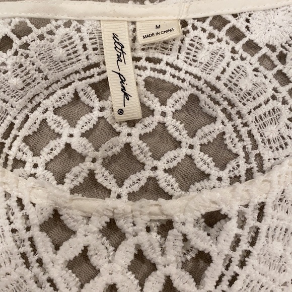 Lace with tank below - Picture 2 of 3